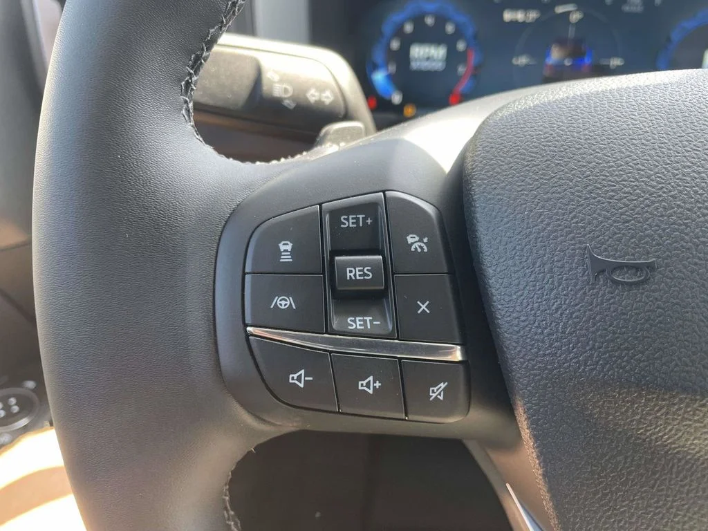 New 2025 Oxford White Ford Badlands® image 23