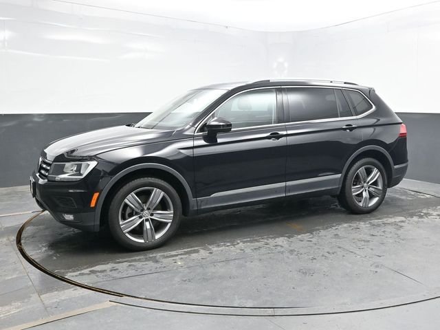 Used 2021 Black Volkswagen 2.0T SE image 3