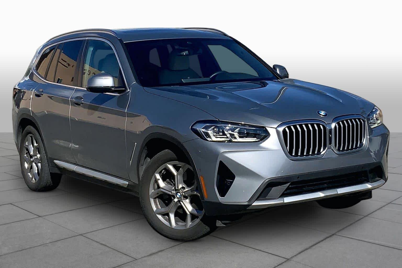 Used 2024 Skyscraper Grey Metallic BMW xDrive30i image 2