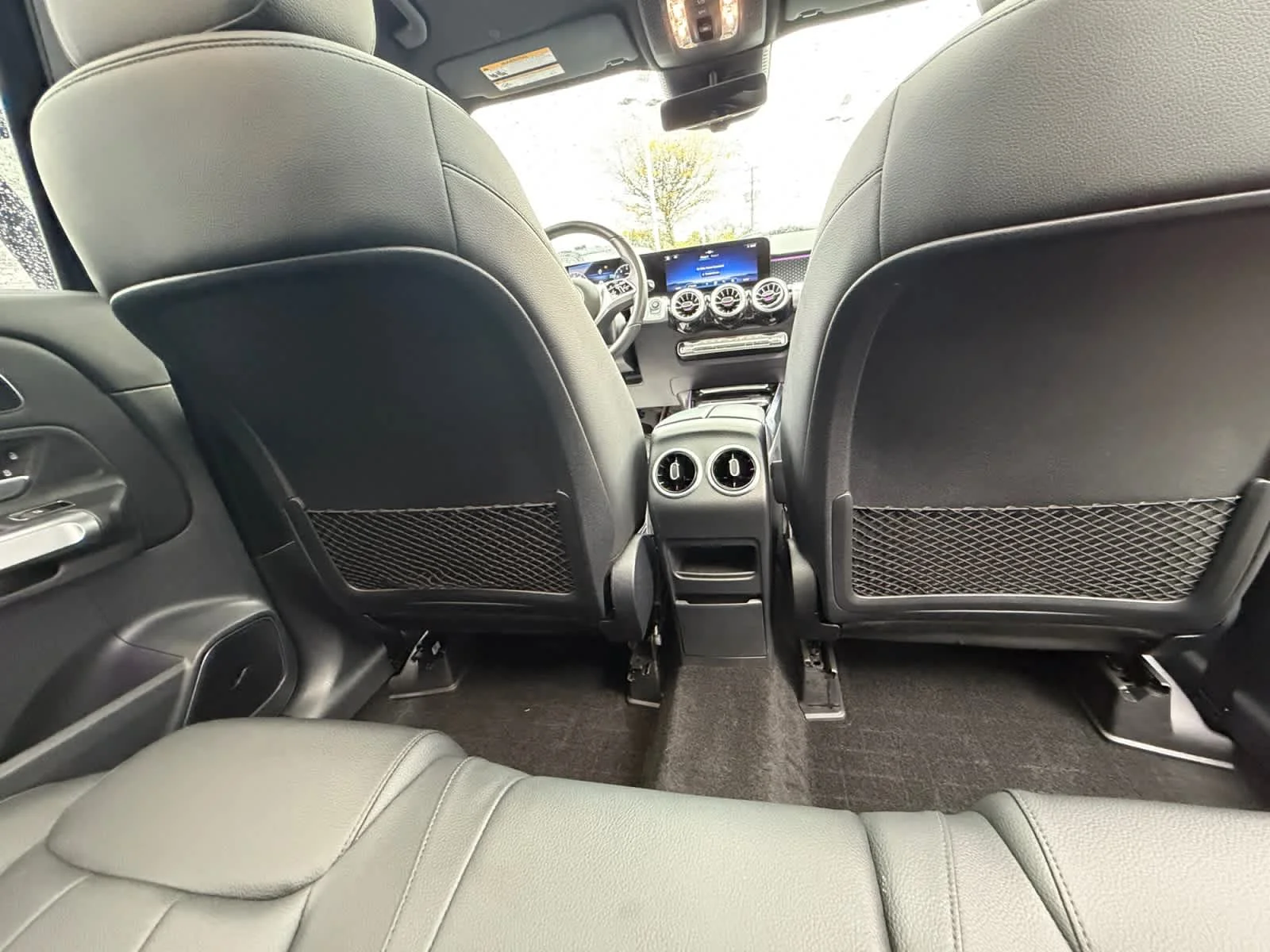 Used 2024 Night Black Mercedes-Benz GLB 250 image 25