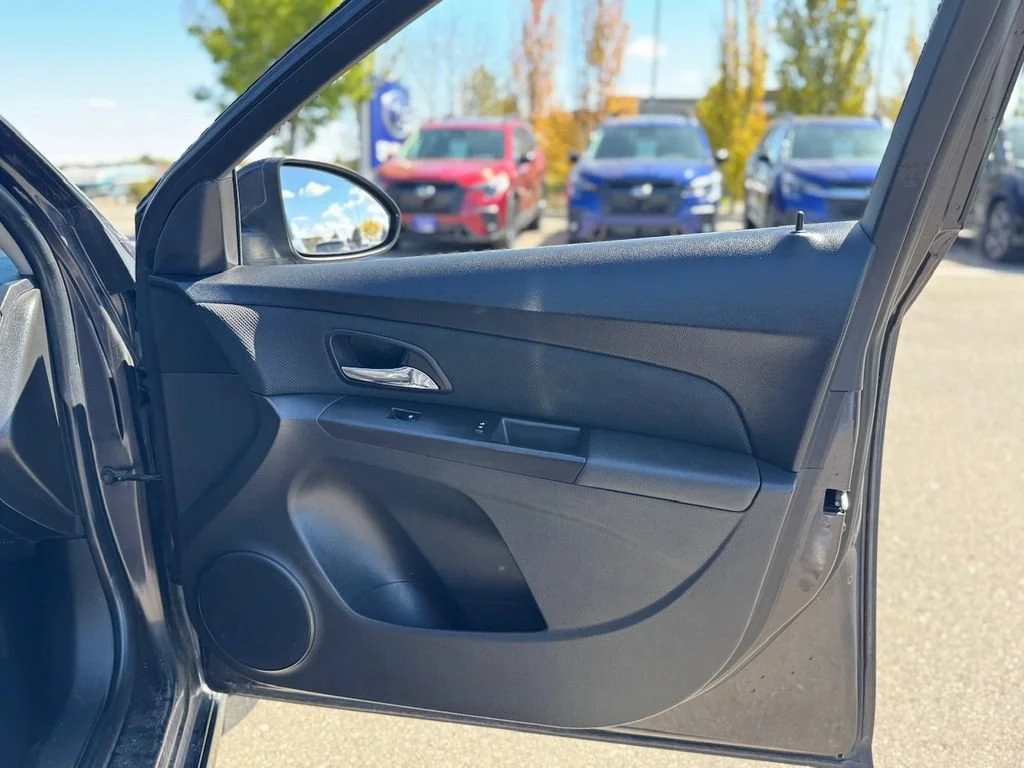 Used 2015 Tungsten Metallic Chevrolet LT image 43