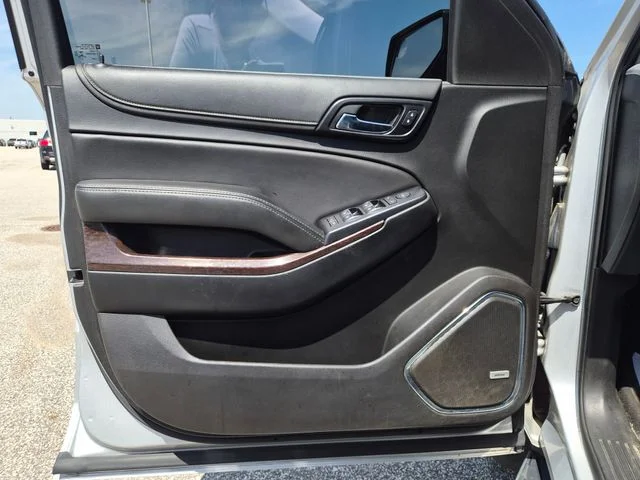 Used 2019 Silver GMC SLE image 12