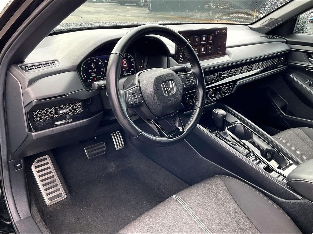 Used 2025 Black Honda Sport image 8