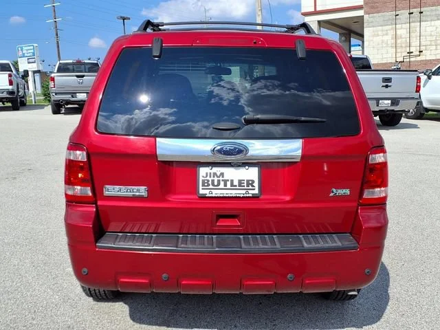 Used 2012  Ford Limited image 18