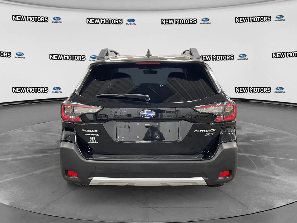 Used 2025 Crystal Black Silica Subaru Limited XT image 4