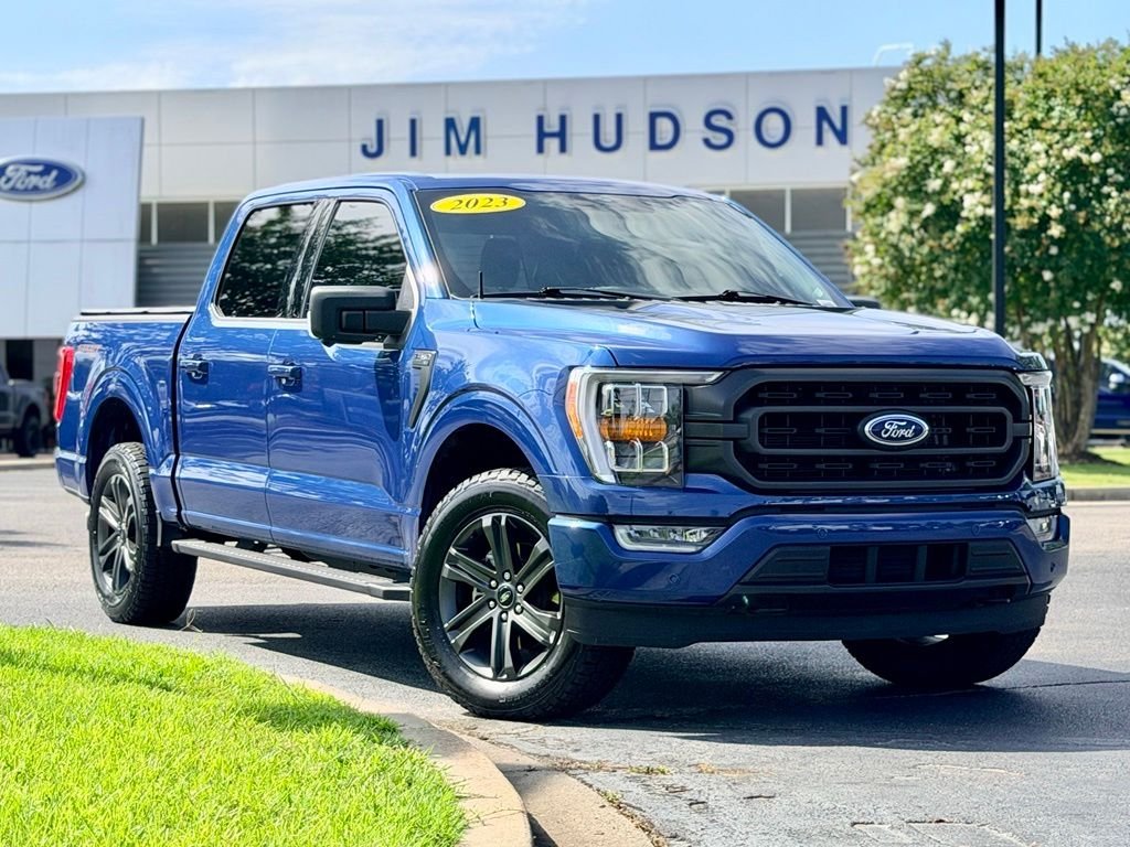 Used 2023 Blue Ford XLT image 2