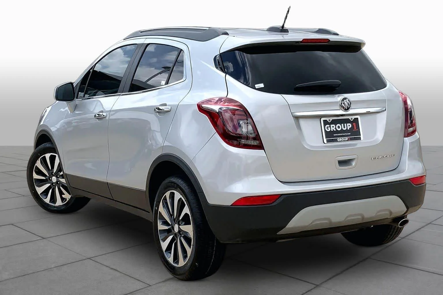 Used 2021 Includes (MDP) Anthracite lower exterior accent color, Paint code W598F. Buick Preferred image 11