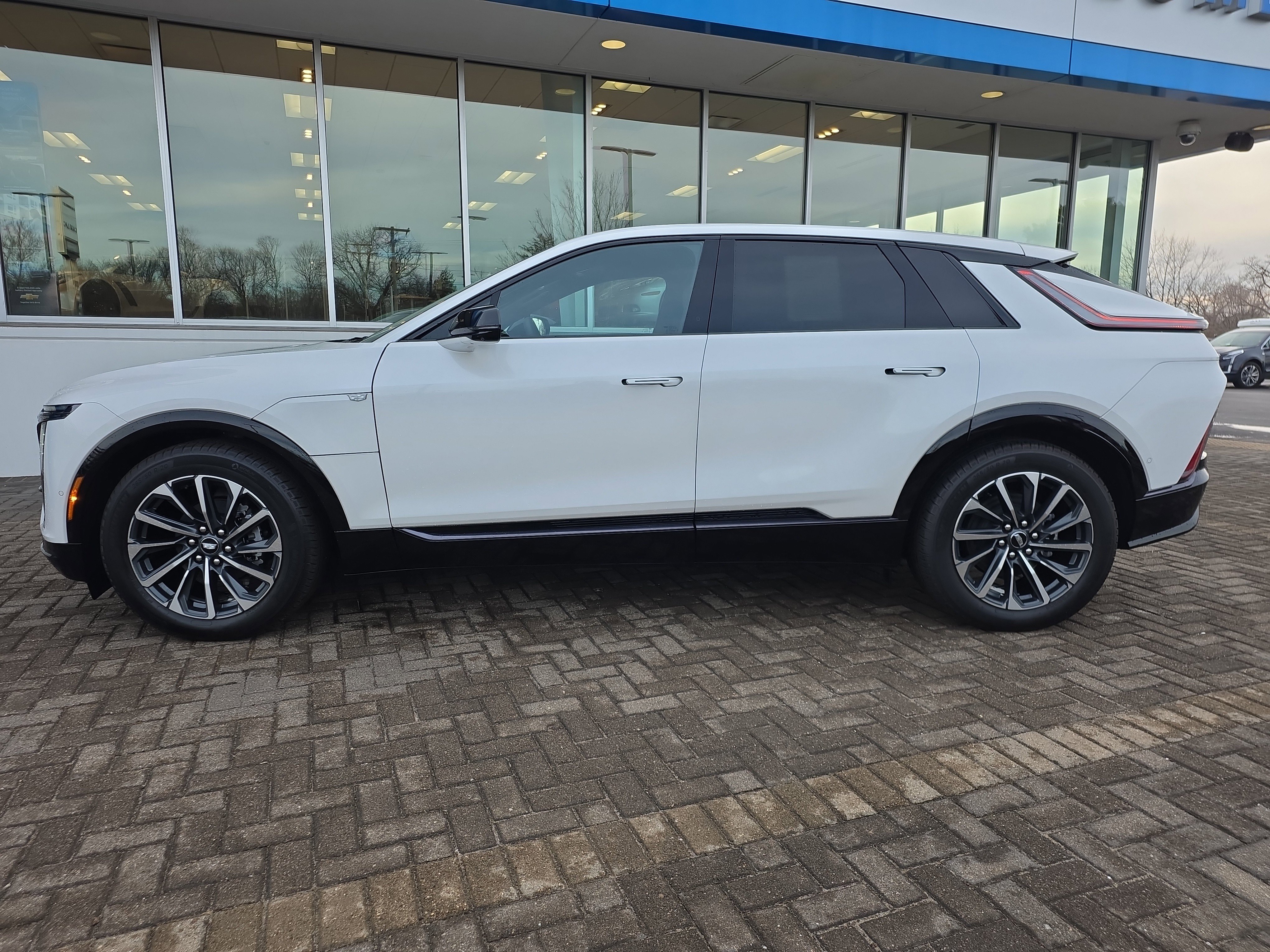 Certified 2025 Cadillac LYRIQ Sport 1 with VIN 1GYKPURL8SZ313444 for sale in Peoria, IL