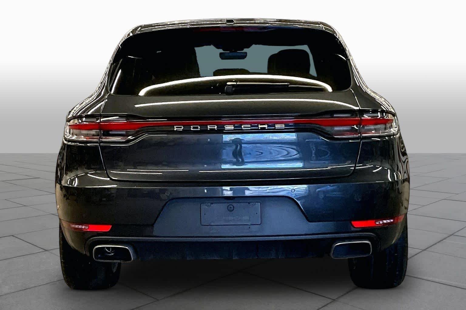 Used 2021 Volcano Grey Metallic Porsche  image 5