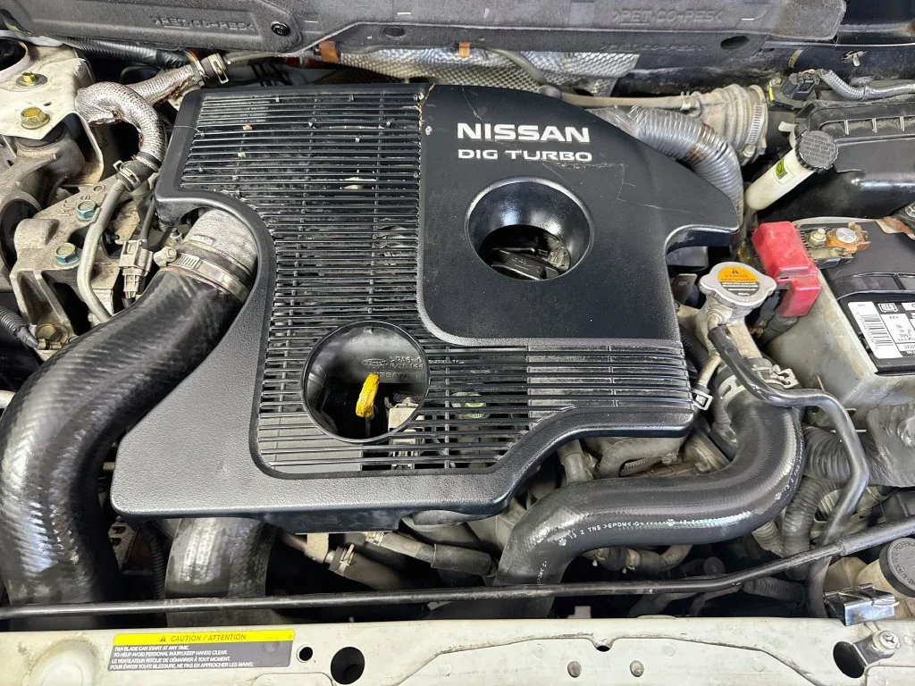 Used 2014 White Nissan NISMO image 36