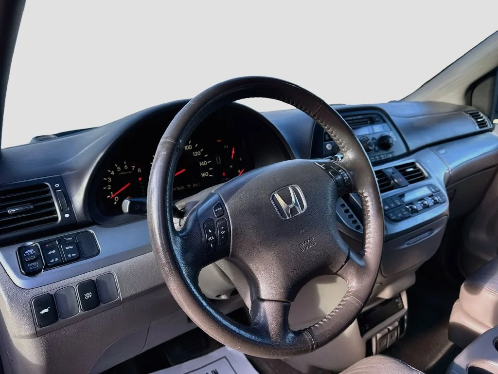 Used 2010 Silver Honda EX-L image 9