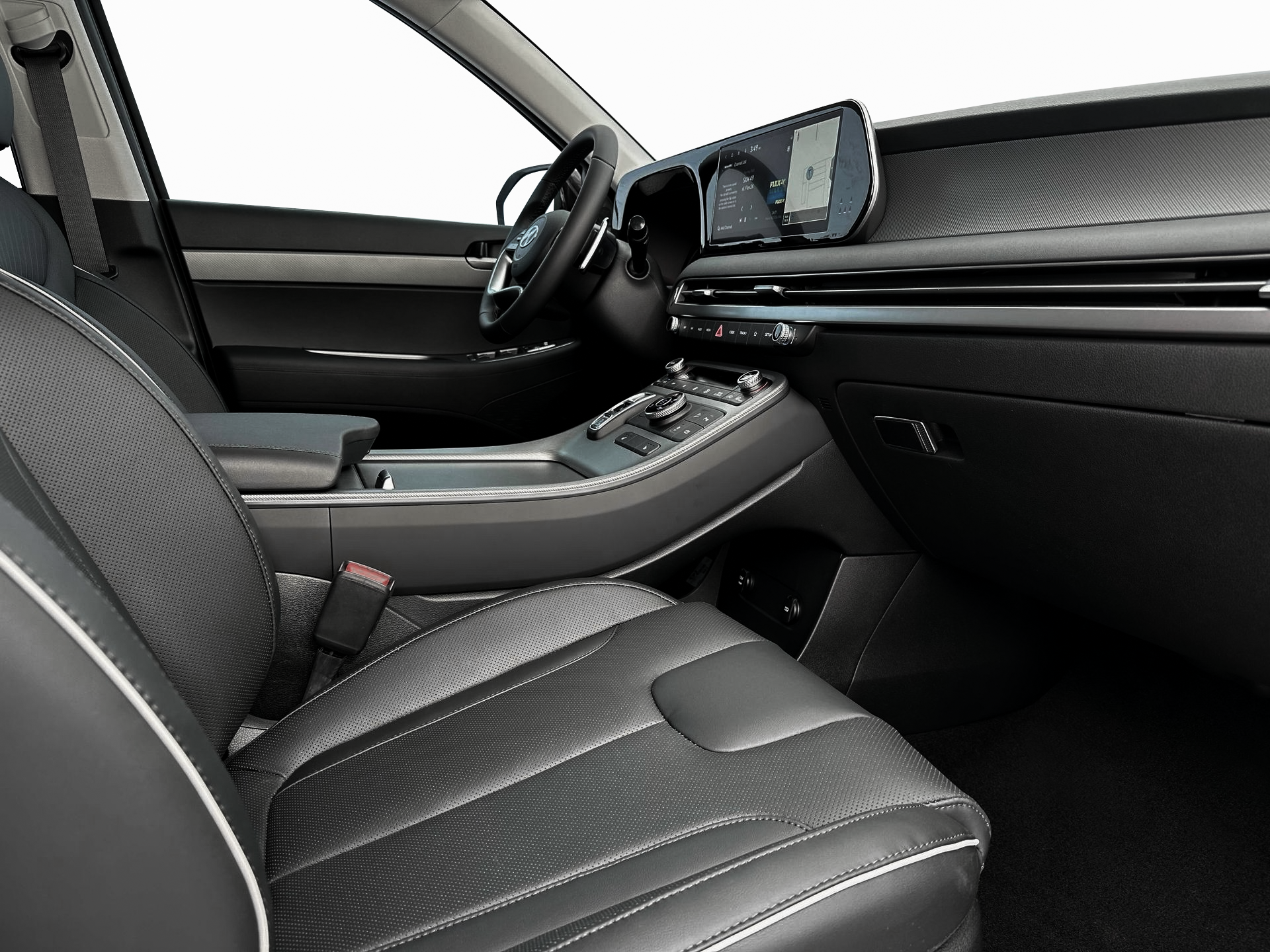 New 2025 White Hyundai SEL AWD image 15