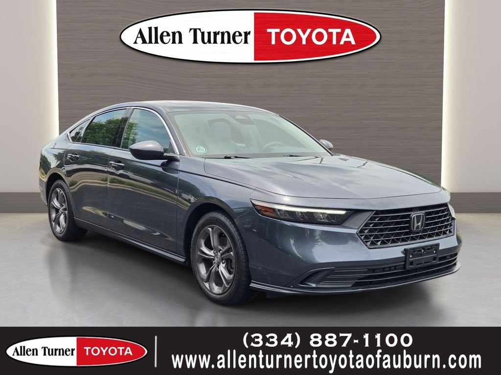 Used 2024 Gray Honda EX image 1