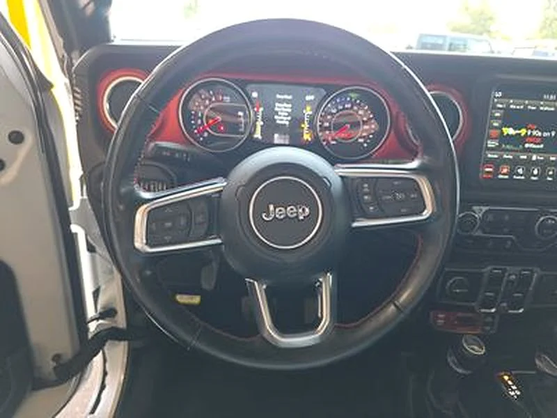 Used 2021 White Jeep Rubicon image 10