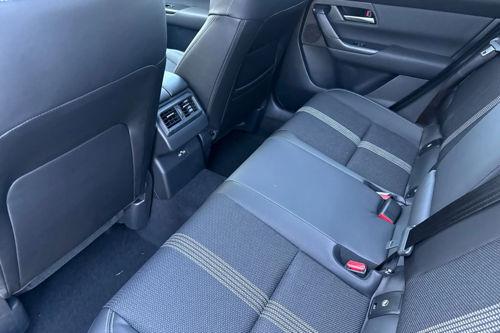 New 2026 Machine Gray Metallic Mazda 2.5 S Preferred AWD image 13