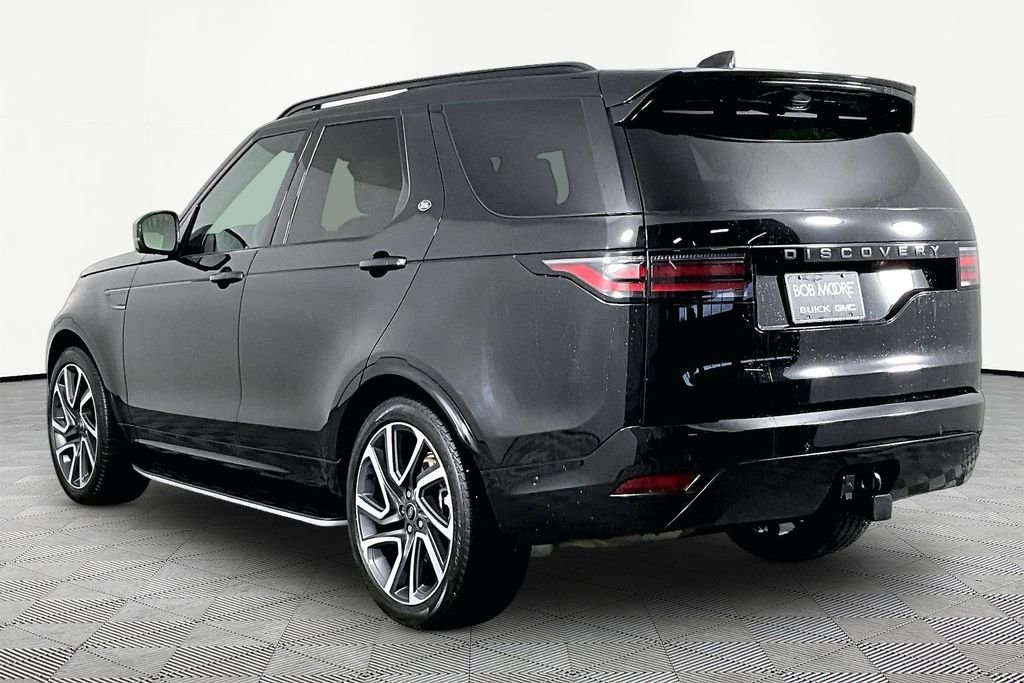 Used 2024 Black Land Rover Dynamic SE image 4
