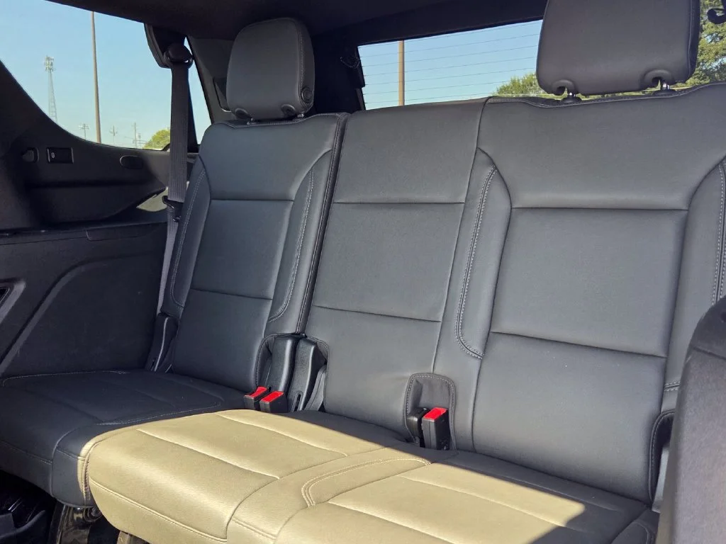 Used 2023 BLACK Chevrolet LT image 7