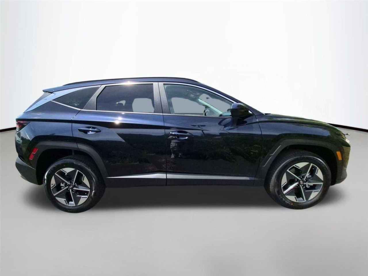 New 2026 Deep Sea Hyundai SEL AWD image 6