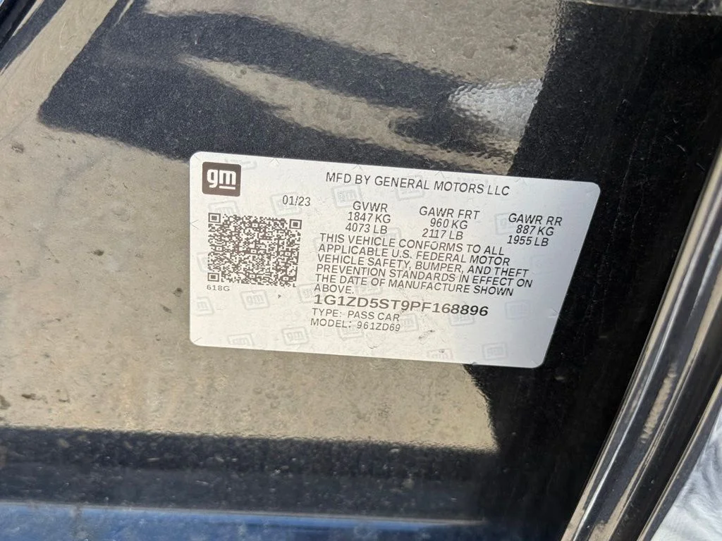 Used 2023 Gray Chevrolet LT image 10