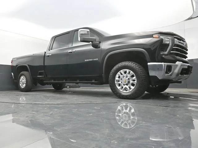 Used 2024 Black Chevrolet LTZ image 46