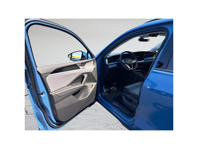 New 2025 Blue Volkswagen 2.0T SE image 9