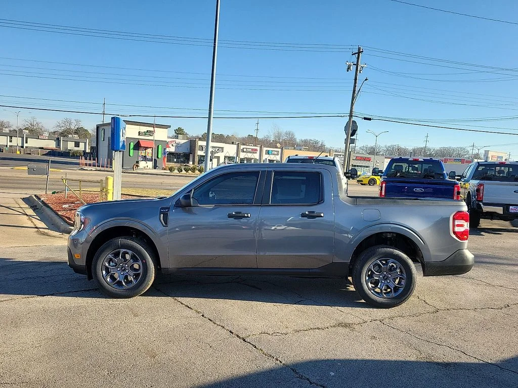 New 2026 Carbonized Gray Metallic Ford XLT image 3