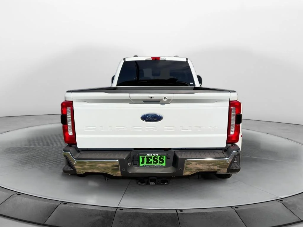 Used 2025 Oxford White Ford LARIAT image 5