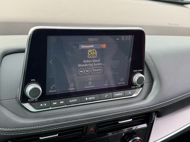 Used 2021 Gray Nissan SV image 18