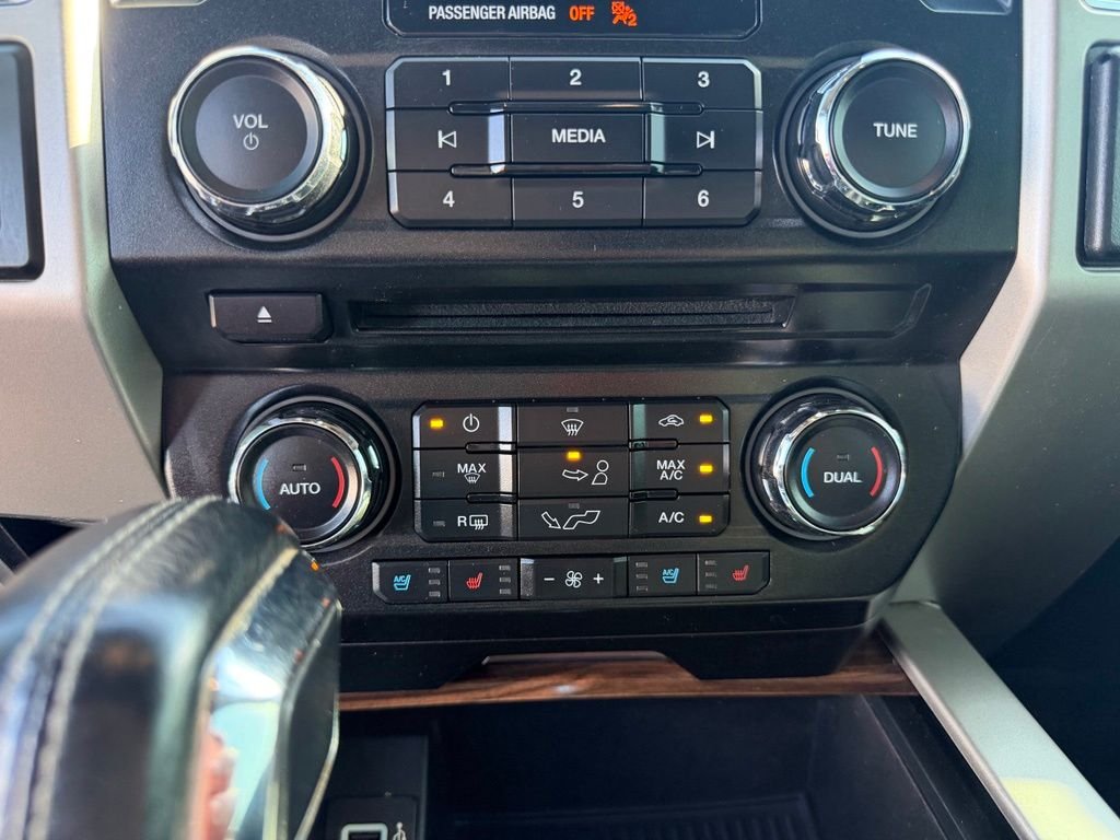 Used 2017 White Ford Lariat image 36