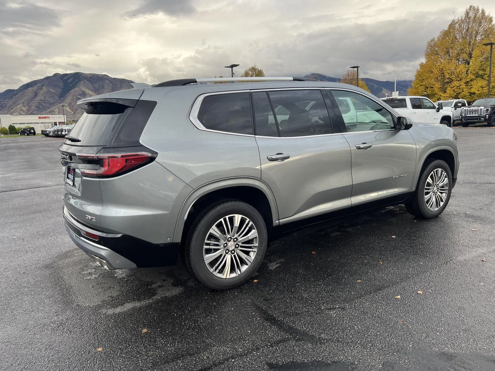 2027 GMC Acadia Denali - Photo 13