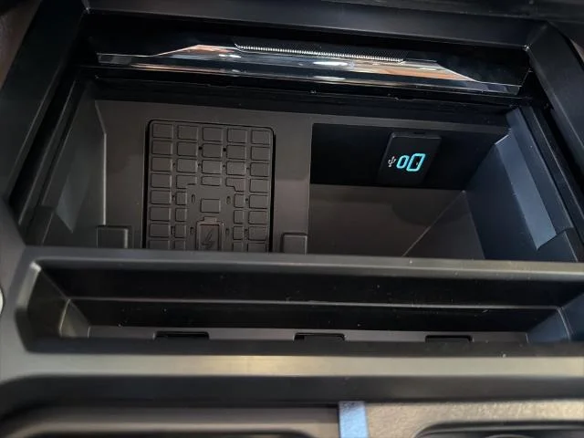 New 2026 Glacier Gray Metallic Tri-Coat Ford F-250® King Ranch® image 53