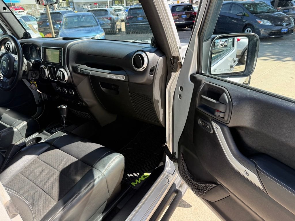 2012 Jeep Wrangler Rubicon - Photo 16