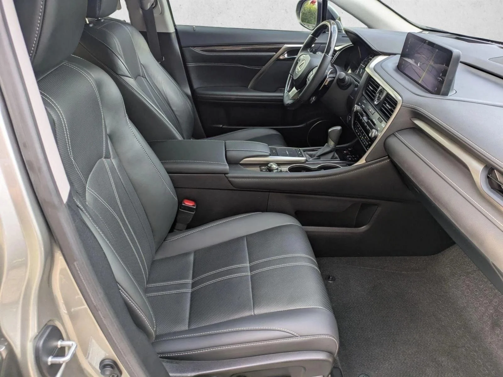 Used 2022 Atomic Silver Lexus RX 450h image 22