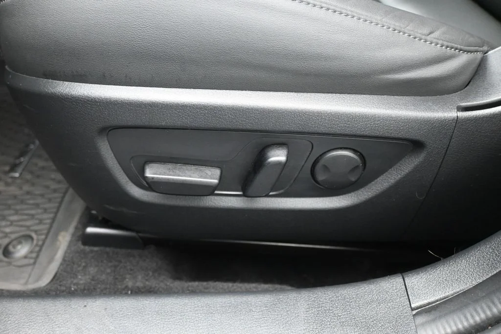 Used 2023 Blue Mazda 2.5 S Preferred Package image 11