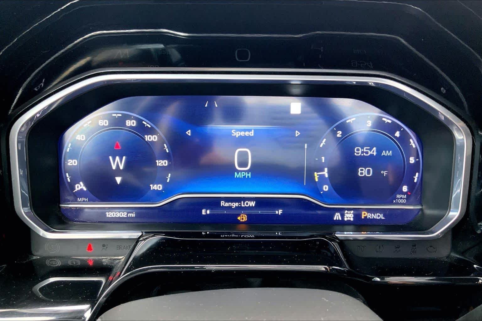 Used 2022 Summit White Chevrolet RST image 24