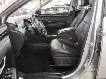 Used 2024 Shimmering Silver Hyundai SEL image 5