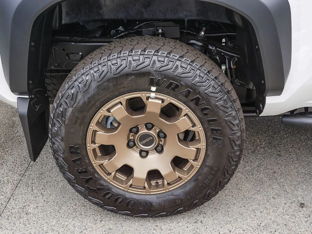 2026 Toyota Tacoma Trailhunter - Photo 8