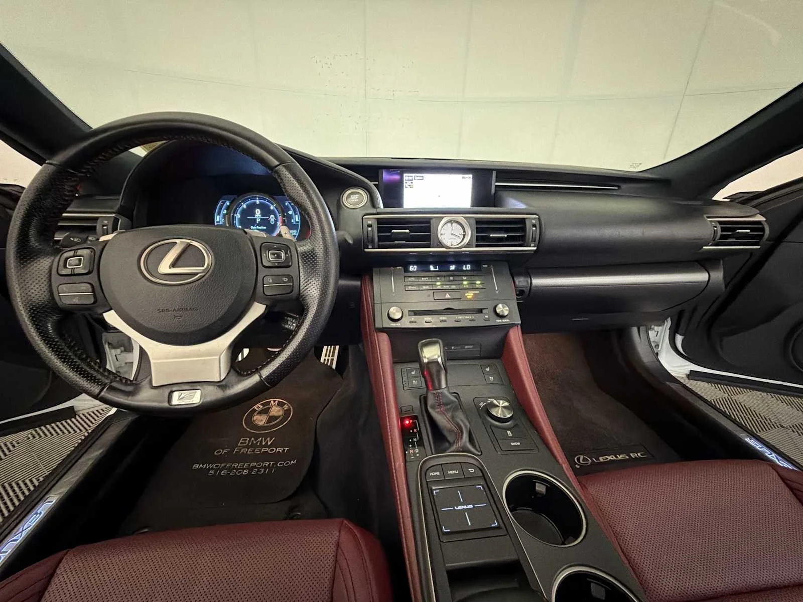 Used 2017 Ultra White Lexus  image 16
