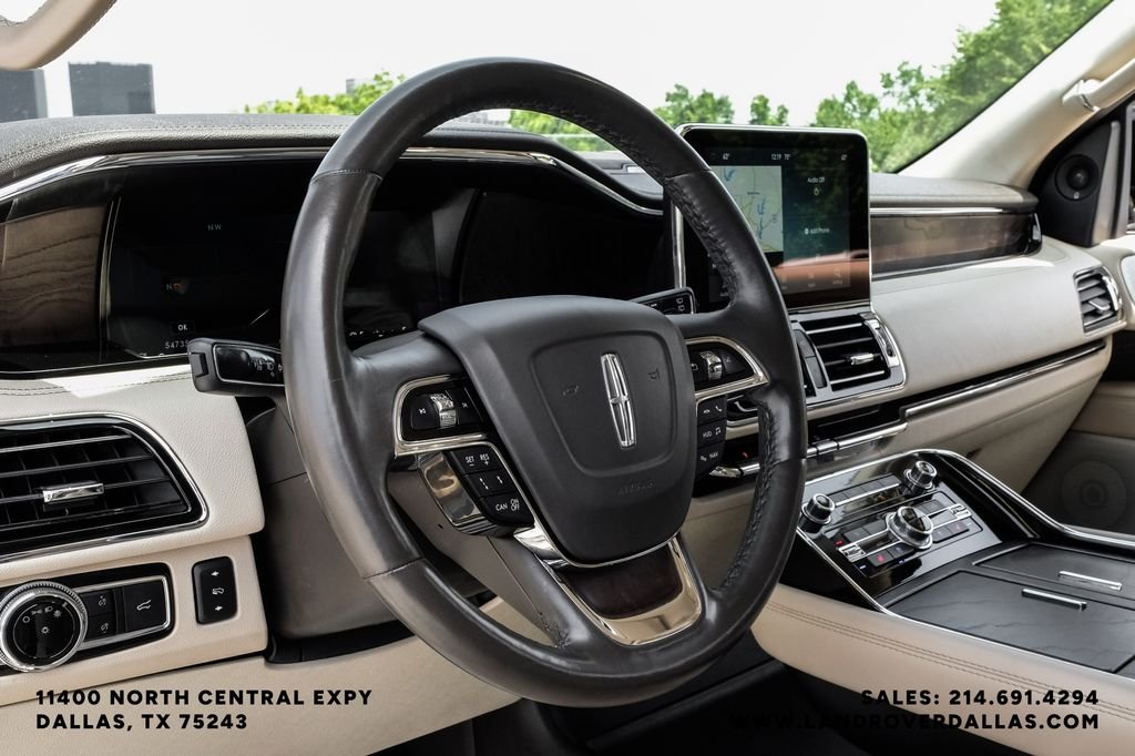 Used 2021 White Lincoln Reserve image 15