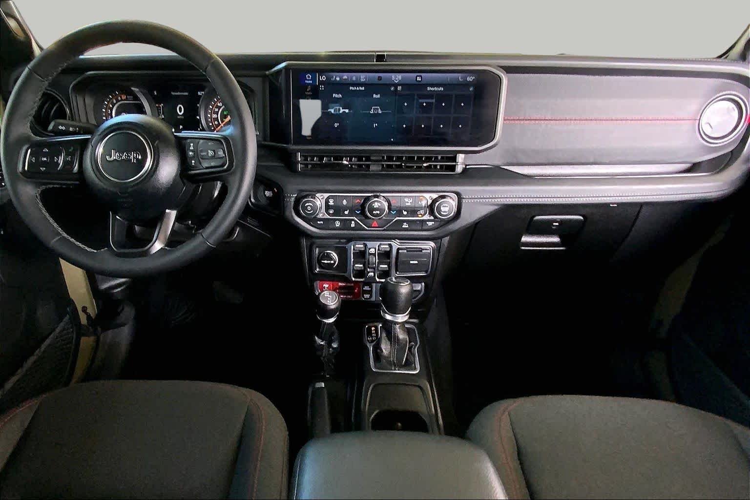 Used 2025 41 Jeep Rubicon image 14