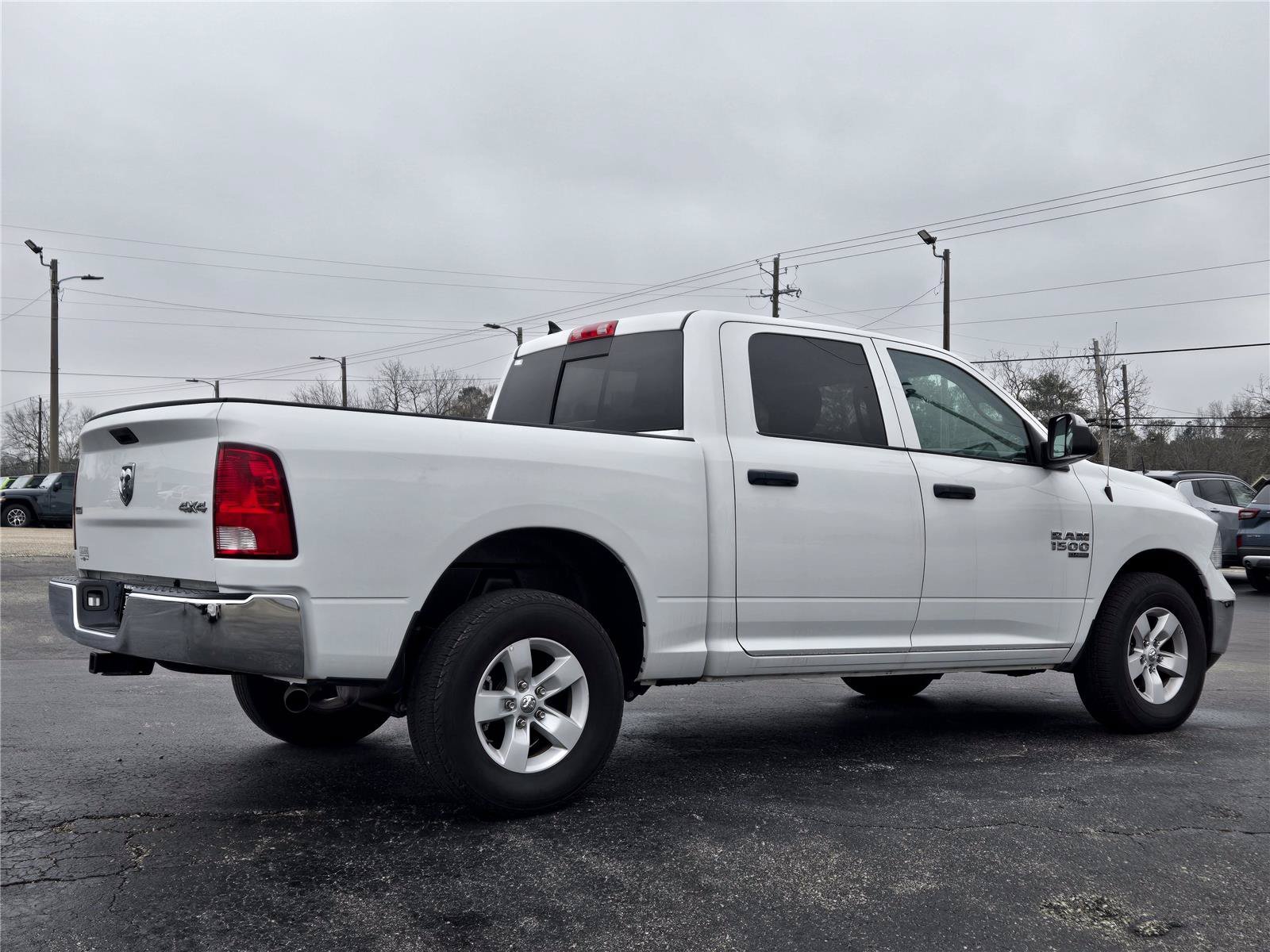 2023 RAM Ram 1500 Classic SLT - Photo 6