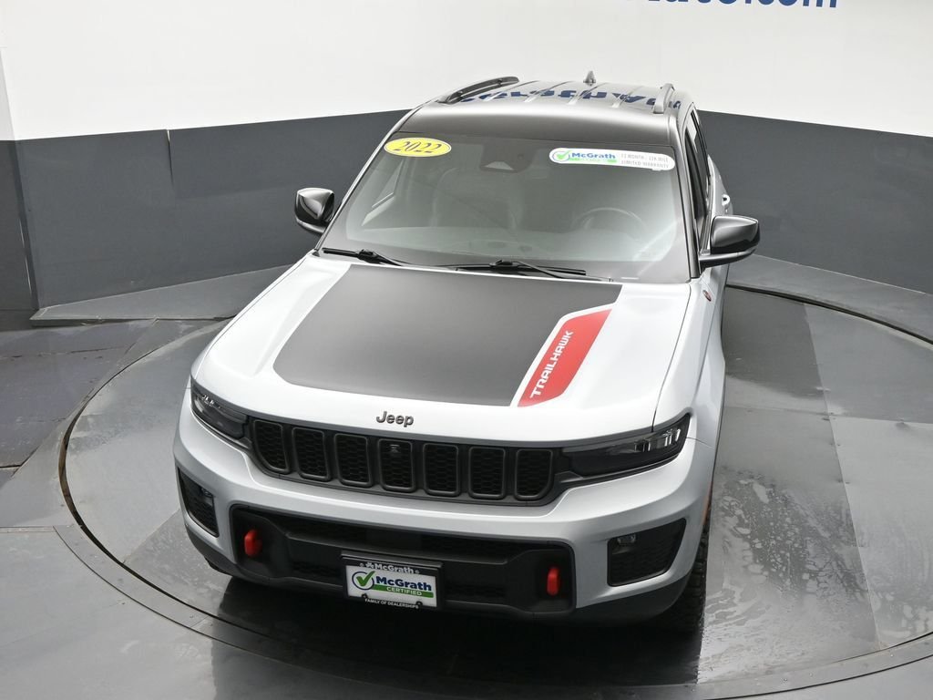 Used 2022 Silver Jeep Trailhawk image 29