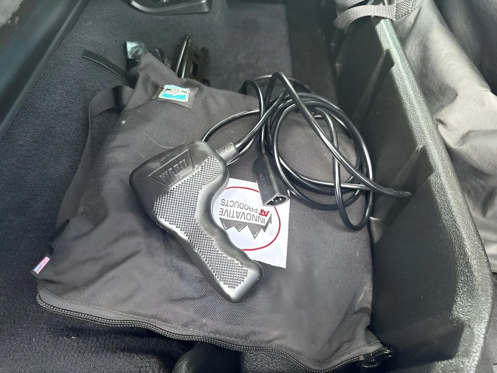 Used 2021 Blue Jeep Mojave image 27