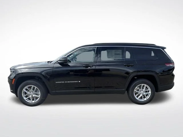 New 2026 Black Jeep Laredo X image 5