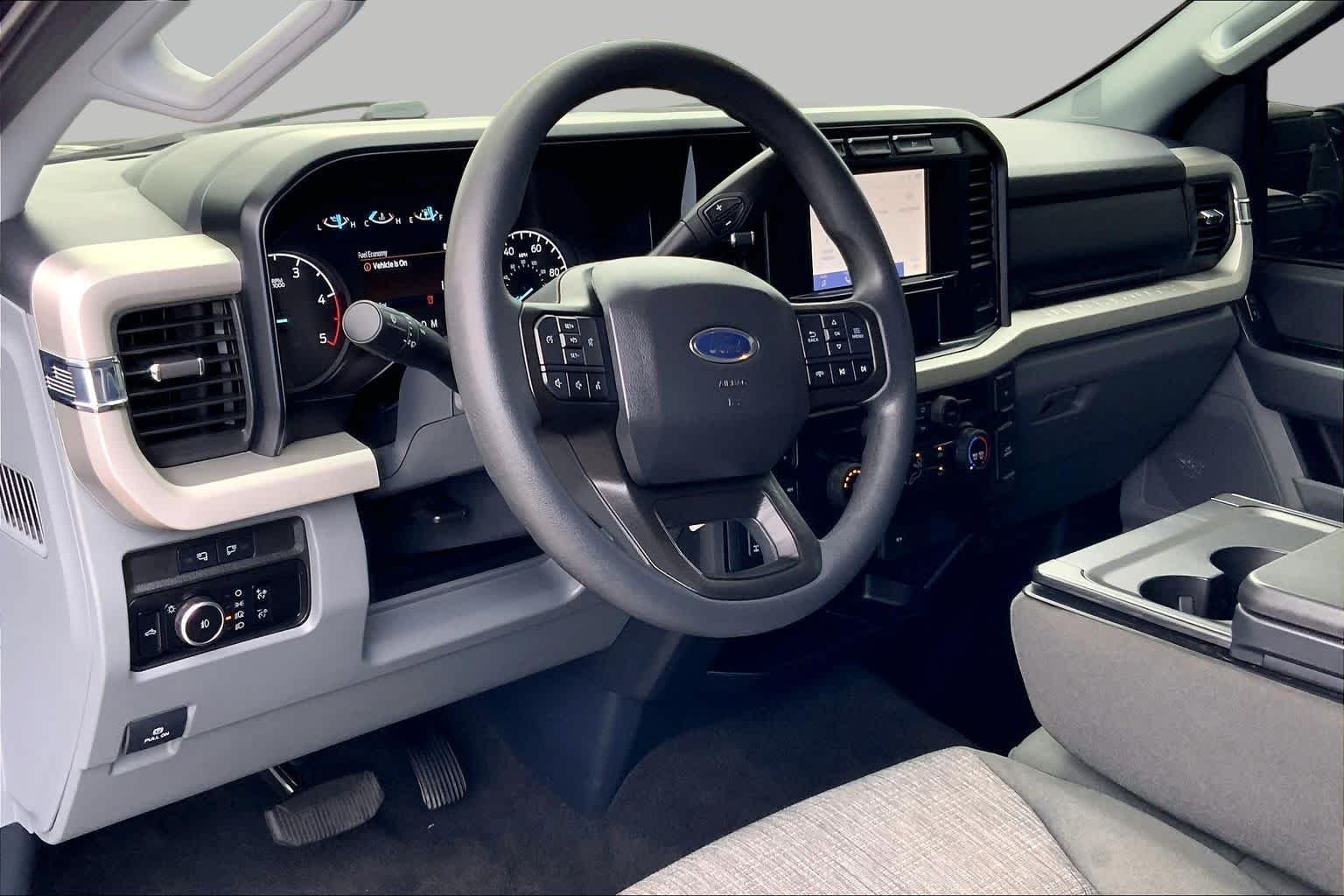 Used 2023 Agate Black Metallic Ford XLT image 14