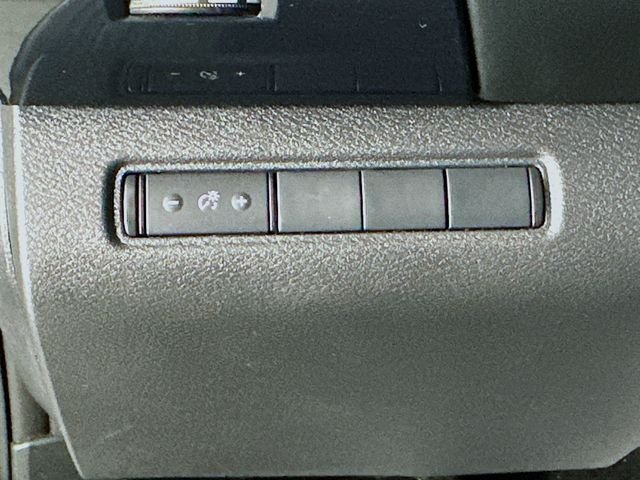 Used 2025 Gray Nissan S image 12