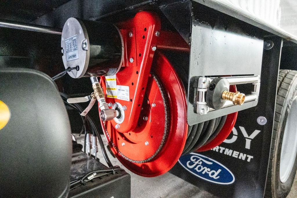 2025 Ford F-550 Super Duty Chassis Cab XL - Photo 34