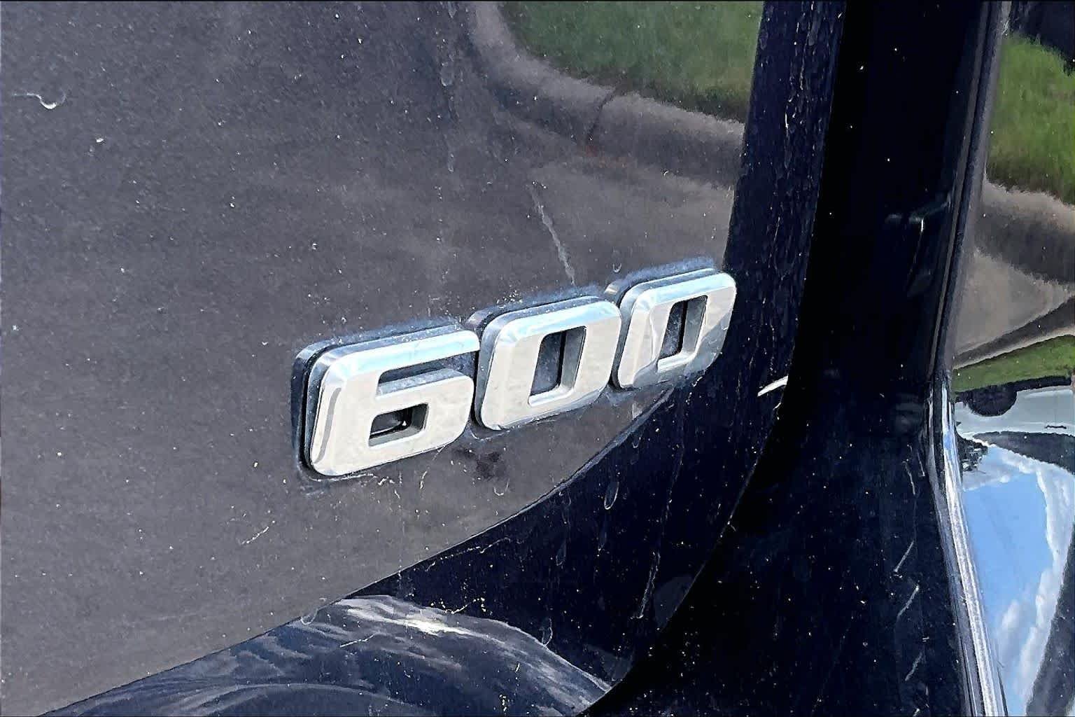 Used 2022 Galactic Gray Metallic Cadillac Premium Luxury Platinum image 9