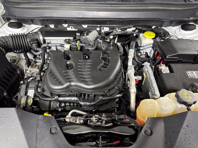 Used 2021 White Jeep Limited image 9