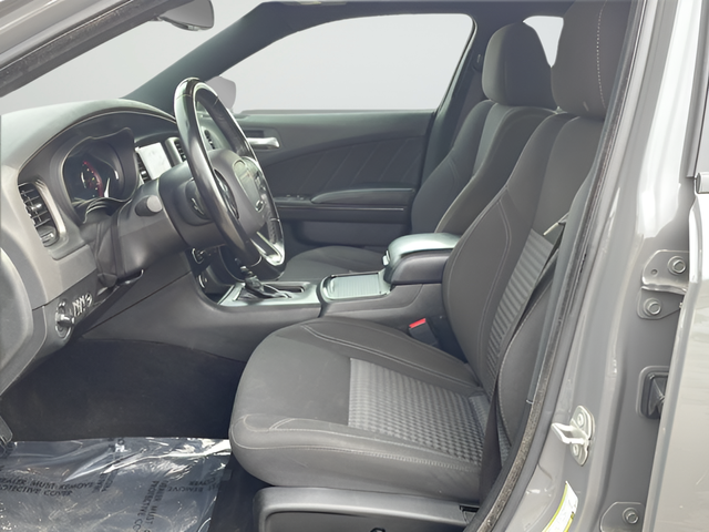Used 2023 Gray Dodge SXT image 10